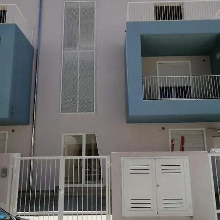 Gioiello Sul Mare Apartment *